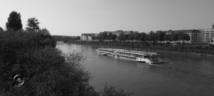 péniche sur la Loire à Nantes | photo MDstudio